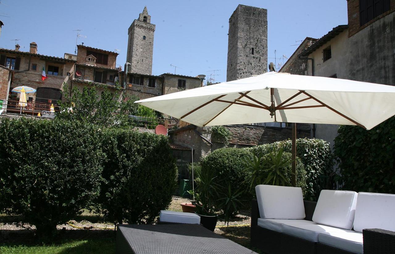 Casa Glicine - * San Gimignano